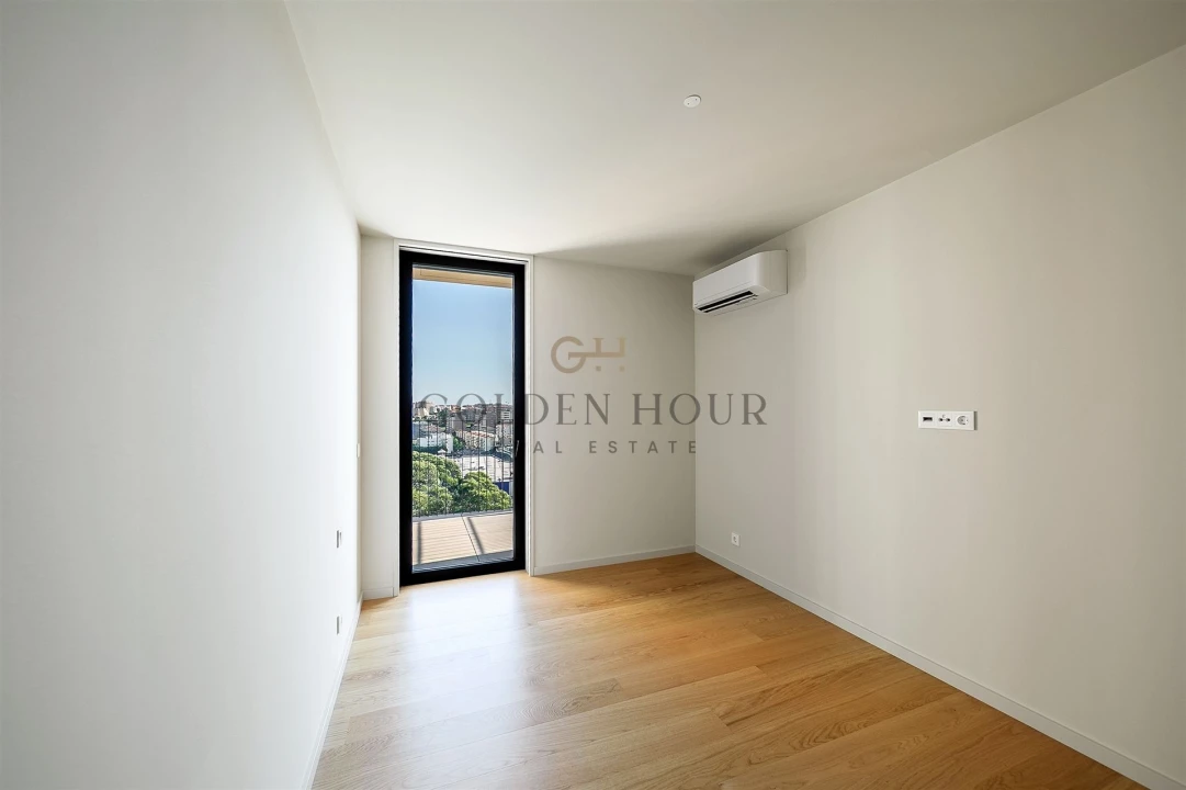 Apartamento T4 para Venda em Santa Marinha e São Pedro da Afurada Foto 11