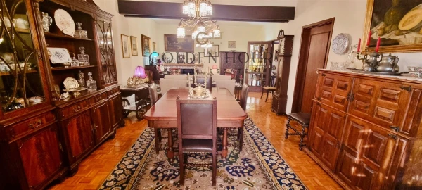 Apartamento T5 para Venda em Mafamude e Vilar do Paraíso