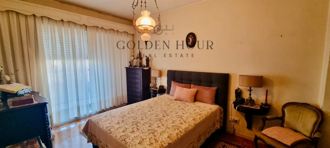 Apartamento T5 para Venda em Mafamude e Vilar do Paraíso Foto 3
