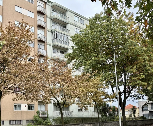 Apartamento T4 para Venda em Paranhos Foto 13