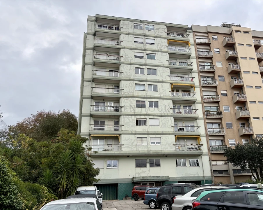 Apartamento T4 para Venda em Paranhos Foto 11