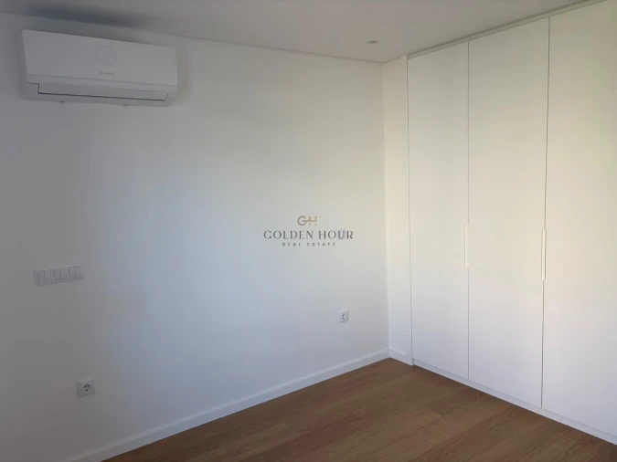Apartamento T2 para Venda em Mafamude e Vilar do Paraíso Foto 18