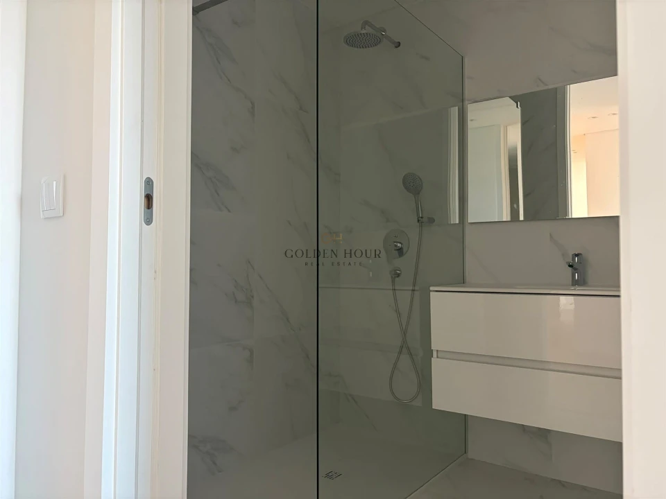 Apartamento T2 para Venda em Mafamude e Vilar do Paraíso Foto 6