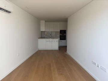 Apartamento T2 para Venda em Mafamude e Vilar do Paraíso
