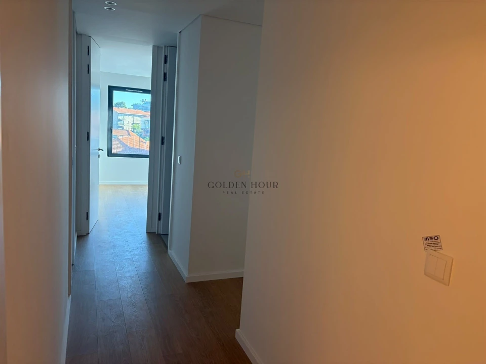 Apartamento T2 para Venda em Mafamude e Vilar do Paraíso Foto 7