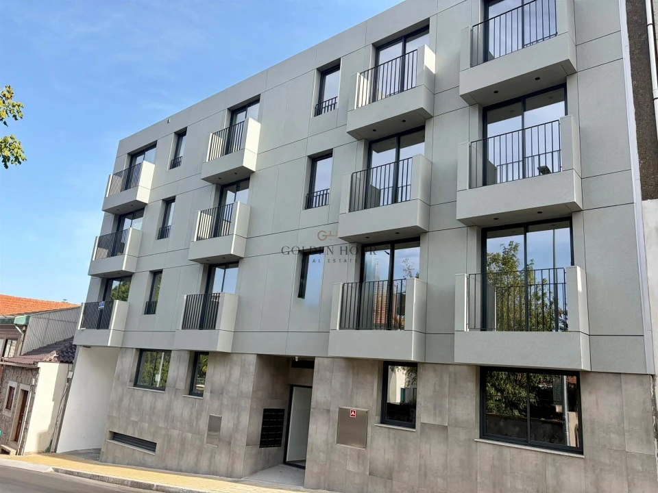 Apartamento T2 para Venda em Mafamude e Vilar do Paraíso Foto 1