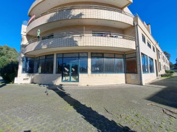 Loja para Venda em Madalena