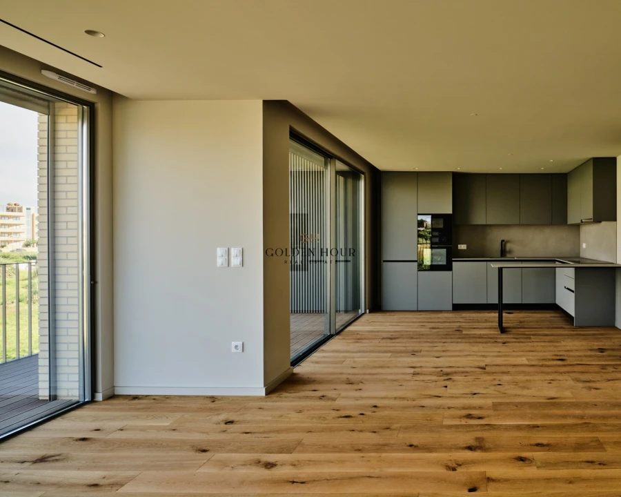 Apartamento T3 para Venda em São Felix da Marinha Foto 1