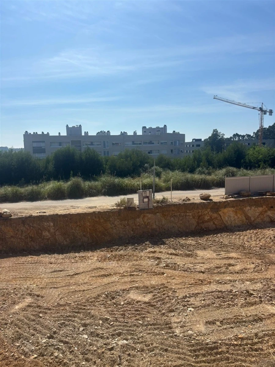 Apartamento T3 para Venda em Fânzeres e São Pedro da Cova Foto 6