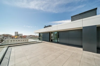 Apartamento T4 para Venda em Mafamude e Vilar do Paraíso