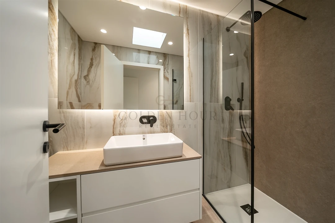 Apartamento T4 para Venda em Mafamude e Vilar do Paraíso Foto 59
