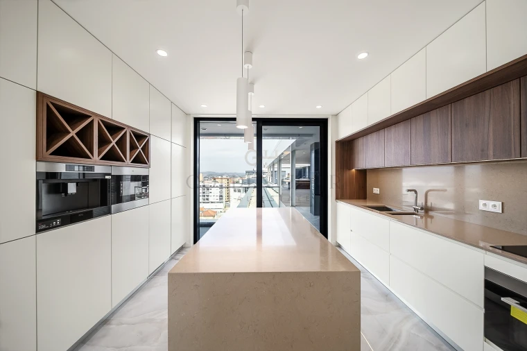Apartamento T4 para Venda em Mafamude e Vilar do Paraíso Foto 4