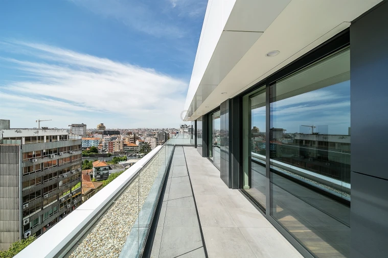 Apartamento T4 para Venda em Mafamude e Vilar do Paraíso Foto 12
