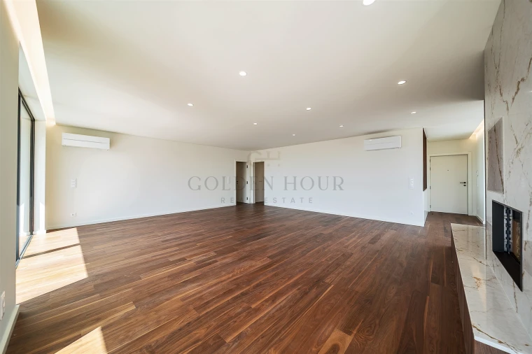Apartamento T4 para Venda em Mafamude e Vilar do Paraíso Foto 32