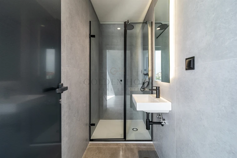 Apartamento T4 para Venda em Mafamude e Vilar do Paraíso Foto 29