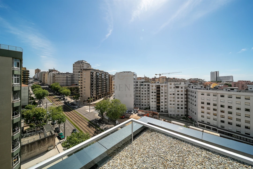 Apartamento T4 para Venda em Mafamude e Vilar do Paraíso Foto 6