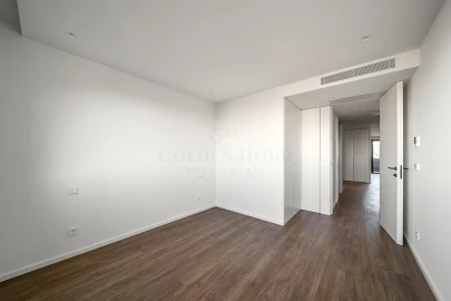 Apartamento T3 para Venda em Mafamude e Vilar do Paraíso