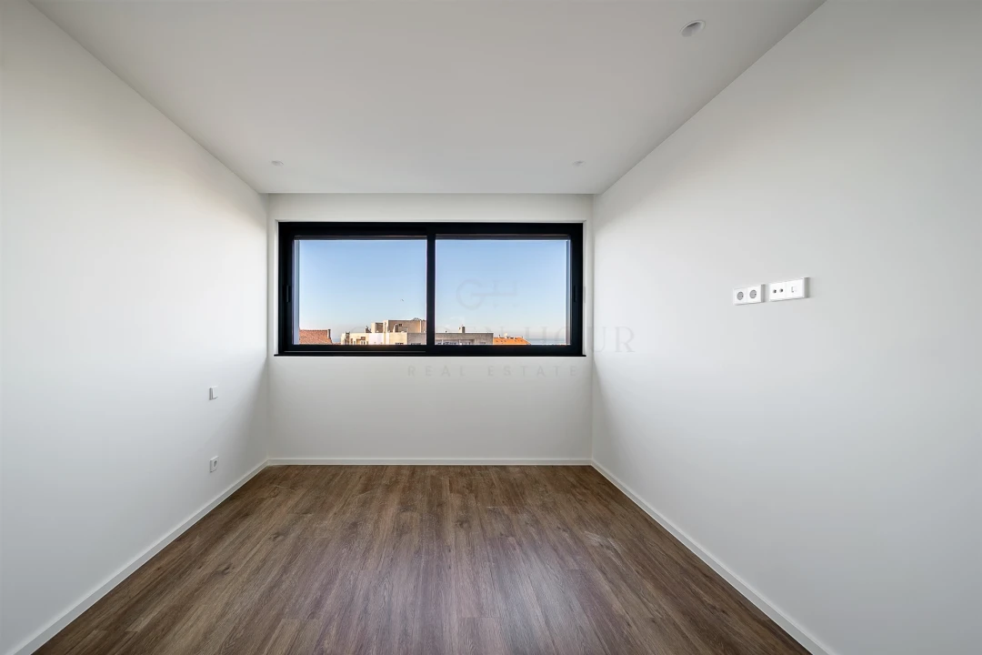 Apartamento T3 para Venda em Mafamude e Vilar do Paraíso Foto 17