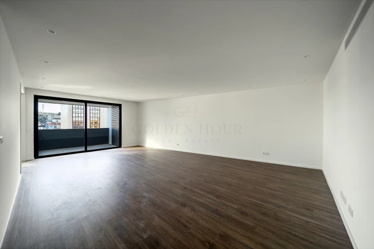 Apartamento T3 para Venda em Mafamude e Vilar do Paraíso Foto 3