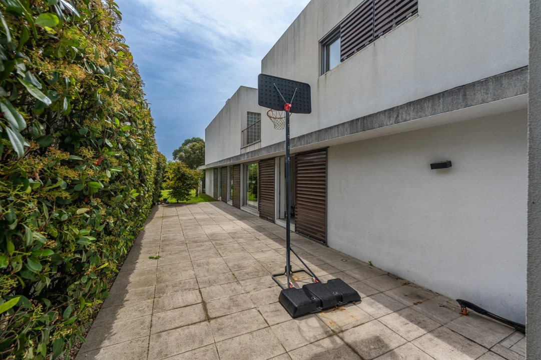Moradia T6 para Venda em Santa Marinha e São Pedro da Afurada Foto 24