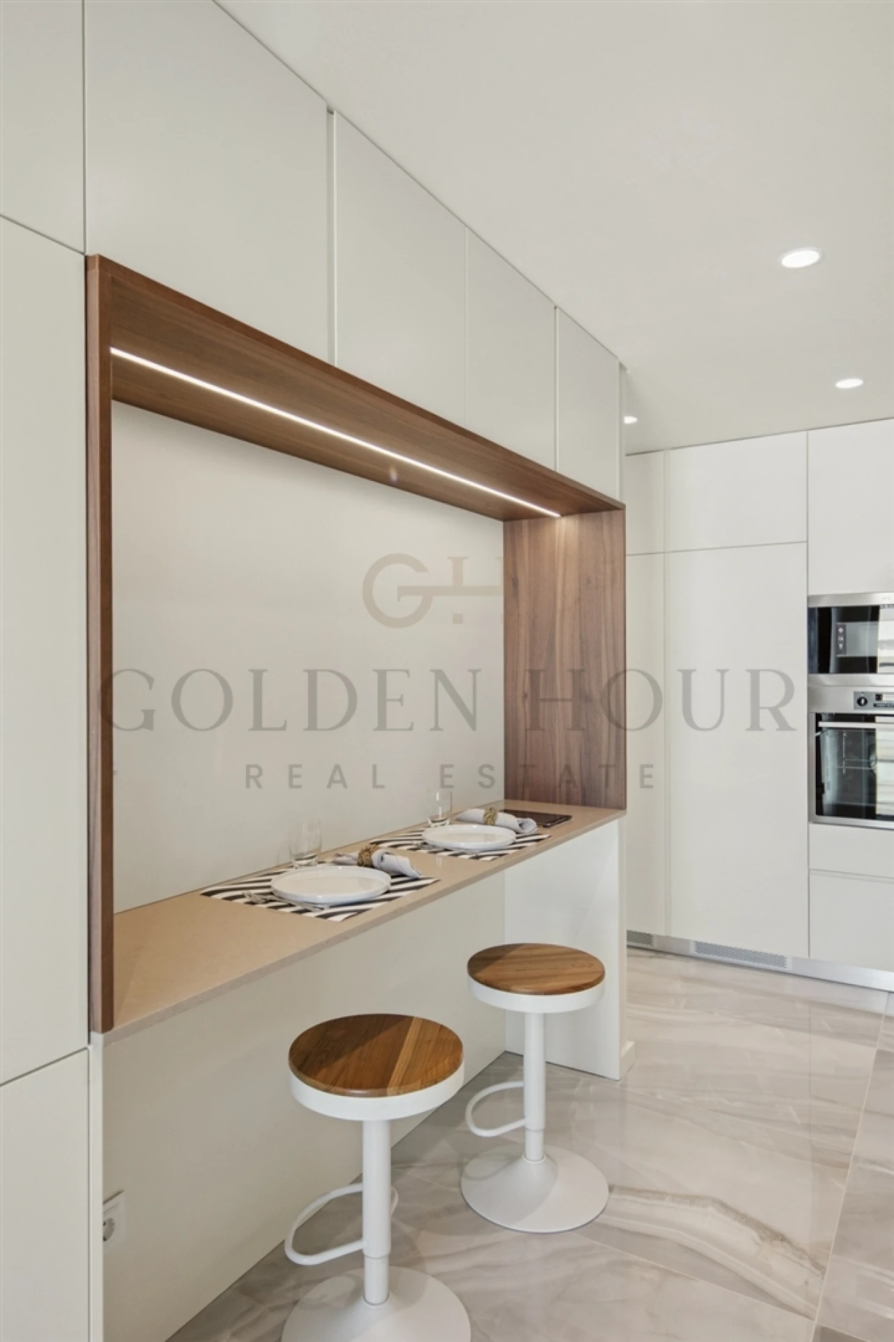 Apartamento T3 para Venda em Mafamude e Vilar do Paraíso Foto 25
