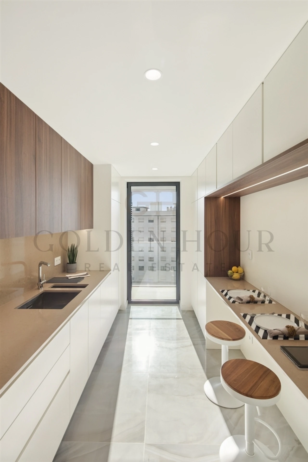 Apartamento T3 para Venda em Mafamude e Vilar do Paraíso Foto 51