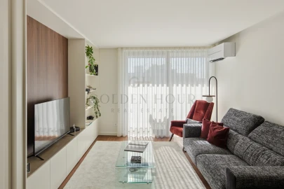 Apartamento T3 para Venda em Mafamude e Vilar do Paraíso