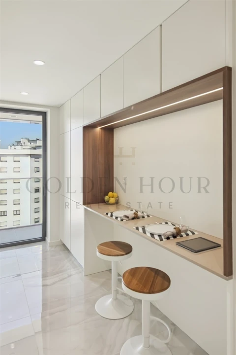 Apartamento T3 para Venda em Mafamude e Vilar do Paraíso
