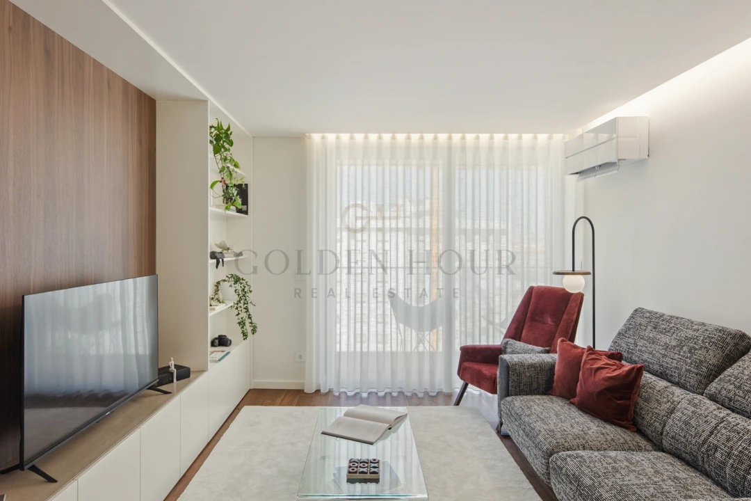 Apartamento T3 para Venda em Mafamude e Vilar do Paraíso Foto 13