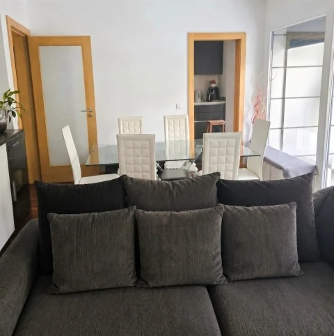 Apartamento T1 para Venda em Mafamude e Vilar do Paraíso