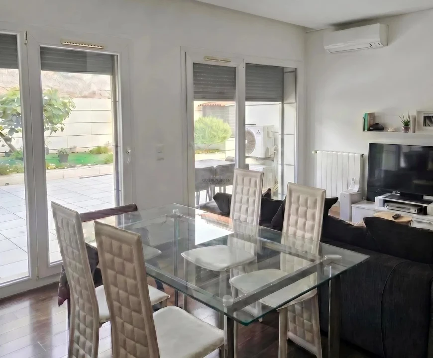 Apartamento T1 para Venda em Mafamude e Vilar do Paraíso Foto 9