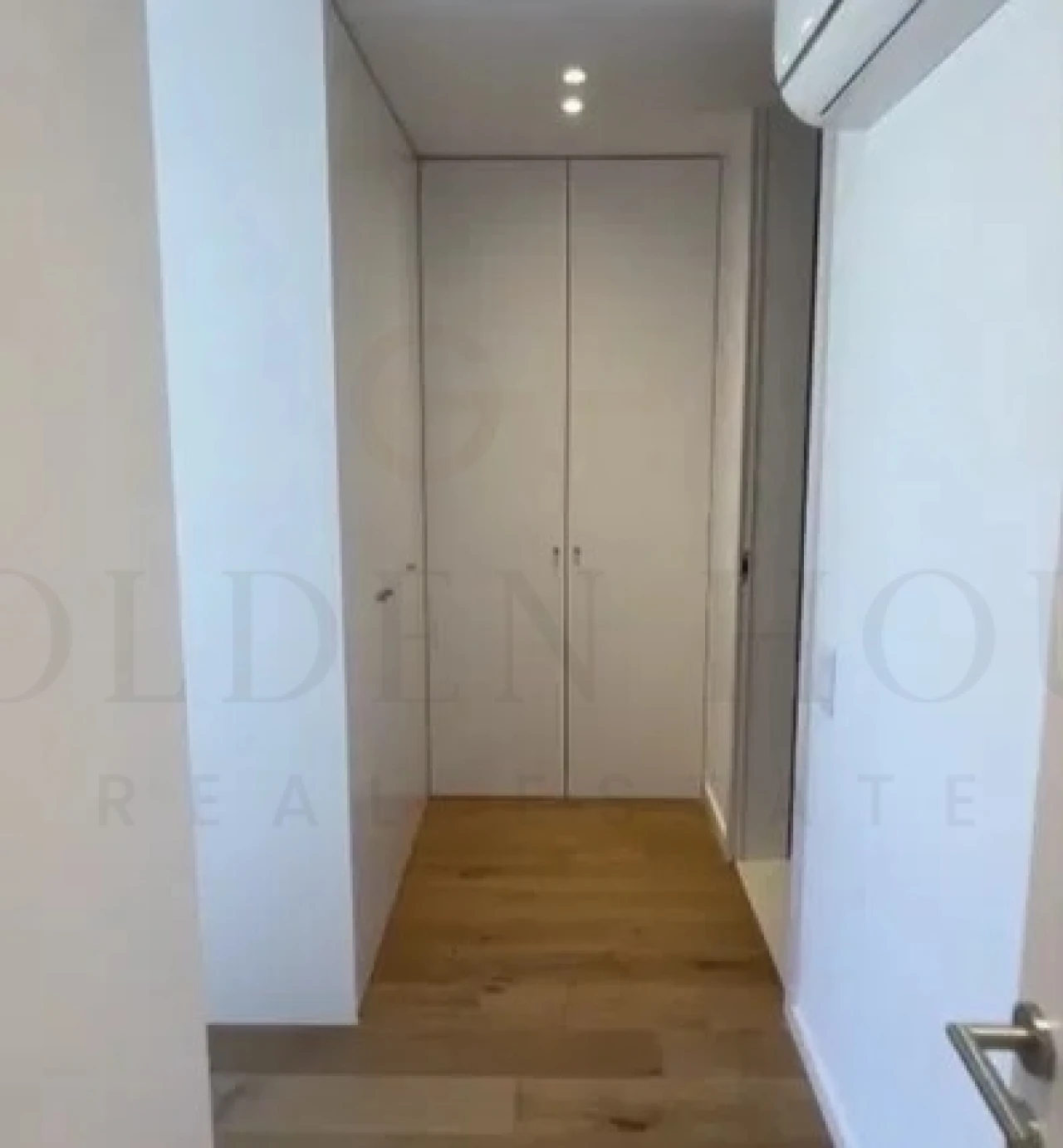 Apartamento T4 para Arrendamento em Santa Marinha e São Pedro da Afurada Foto 13
