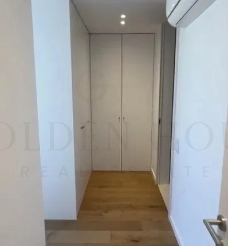 Apartamento T4 para Arrendamento em Santa Marinha e São Pedro da Afurada Foto 13