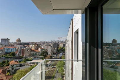 Apartamento T3 para Venda em Mafamude e Vilar do Paraíso