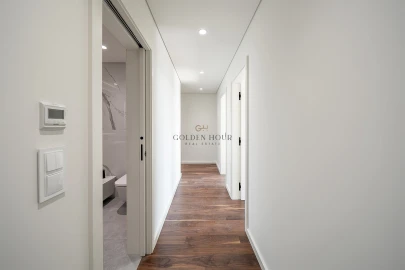 Apartamento T3 para Venda em Mafamude e Vilar do Paraíso