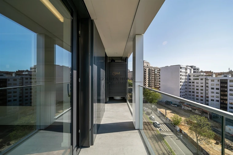 Apartamento T3 para Venda em Mafamude e Vilar do Paraíso Foto 48