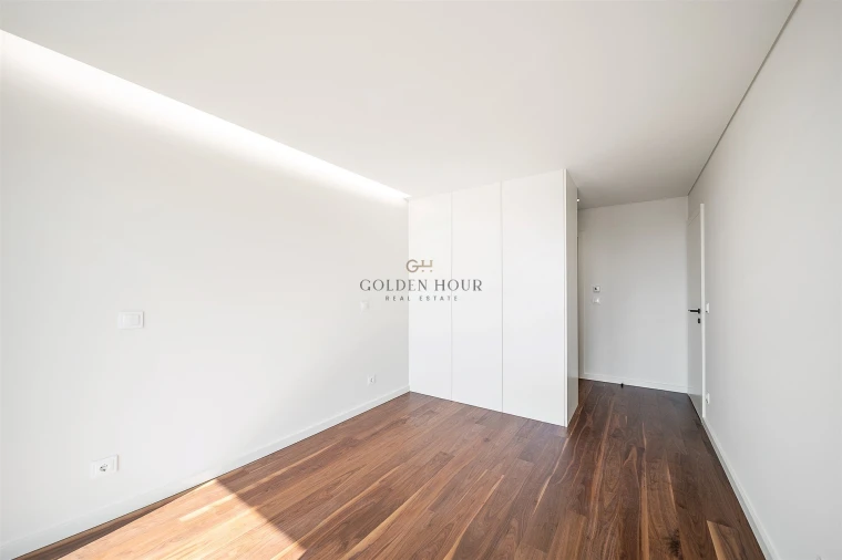 Apartamento T3 para Venda em Mafamude e Vilar do Paraíso Foto 43