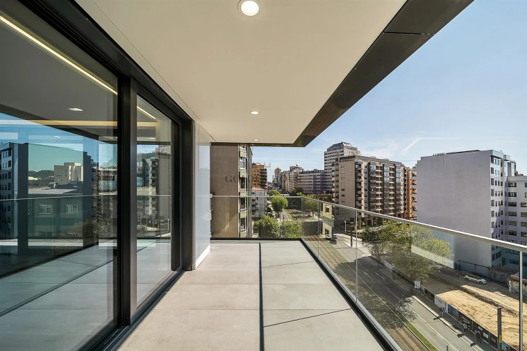 Apartamento T3 para Venda em Mafamude e Vilar do Paraíso Foto 11