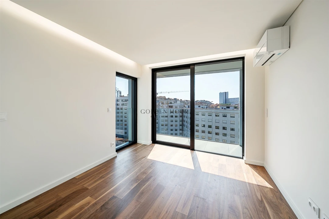 Apartamento T3 para Venda em Mafamude e Vilar do Paraíso Foto 22