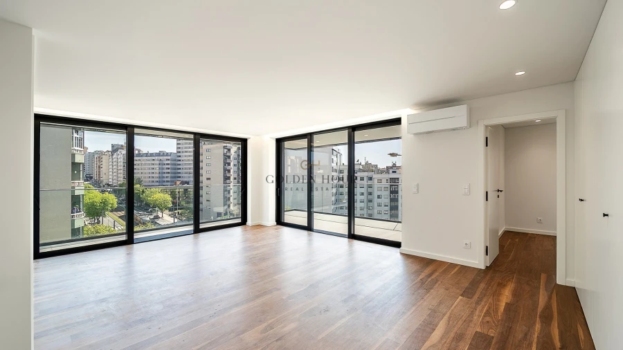 Apartamento T3 para Venda em Mafamude e Vilar do Paraíso