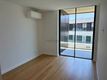 Apartamento T3 para Arrendamento em Canidelo