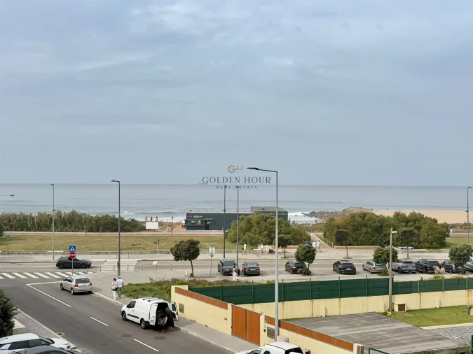 Apartamento T3 para Arrendamento em Canidelo Foto 6