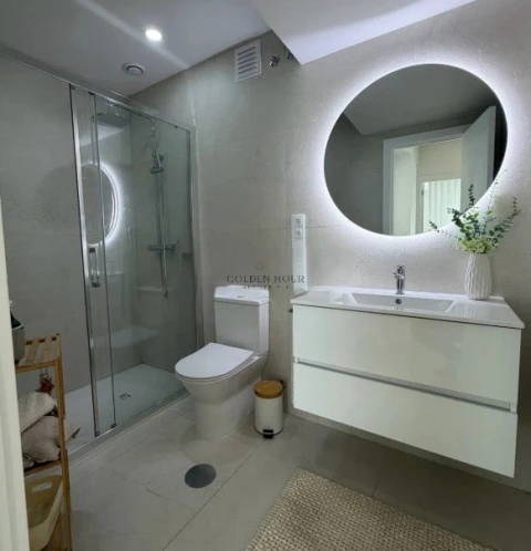 Apartamento T3 para Venda em Mafamude e Vilar do Paraíso