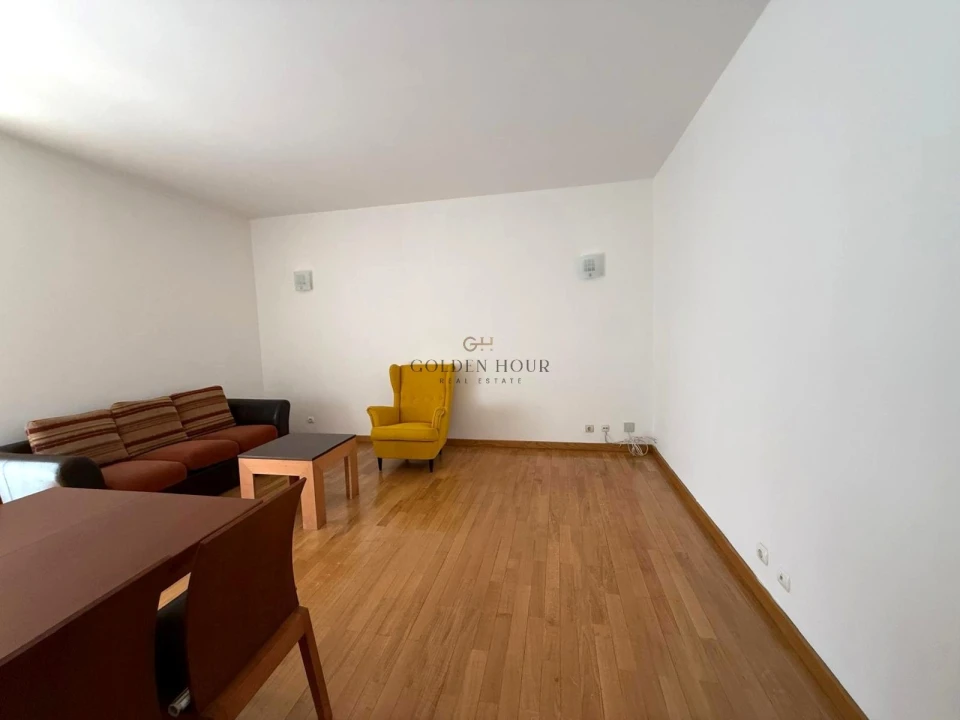 Apartamento T2 para Venda em Cedofeita, Santo Ildefonso, Sé, Miragaia, São Nicolau e Vitória Foto 8