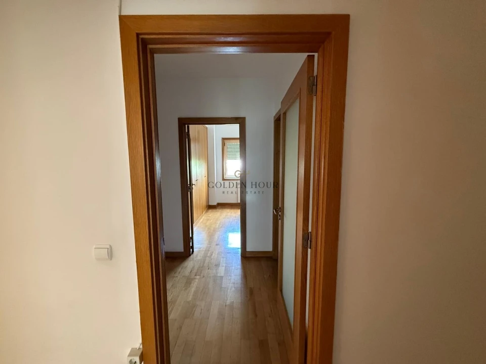 Apartamento T2 para Venda em Cedofeita, Santo Ildefonso, Sé, Miragaia, São Nicolau e Vitória Foto 29