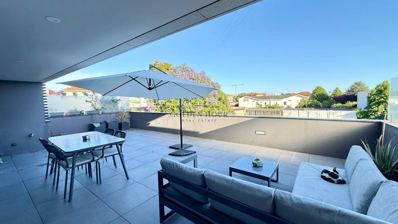 Apartamento T1 para Venda em Mafamude e Vilar do Paraíso Foto 3