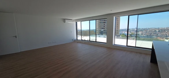 Apartamento T4 para Venda em Santa Marinha e São Pedro da Afurada