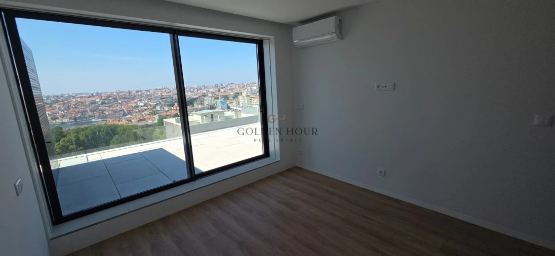 Apartamento T4 para Venda em Santa Marinha e São Pedro da Afurada Foto 33