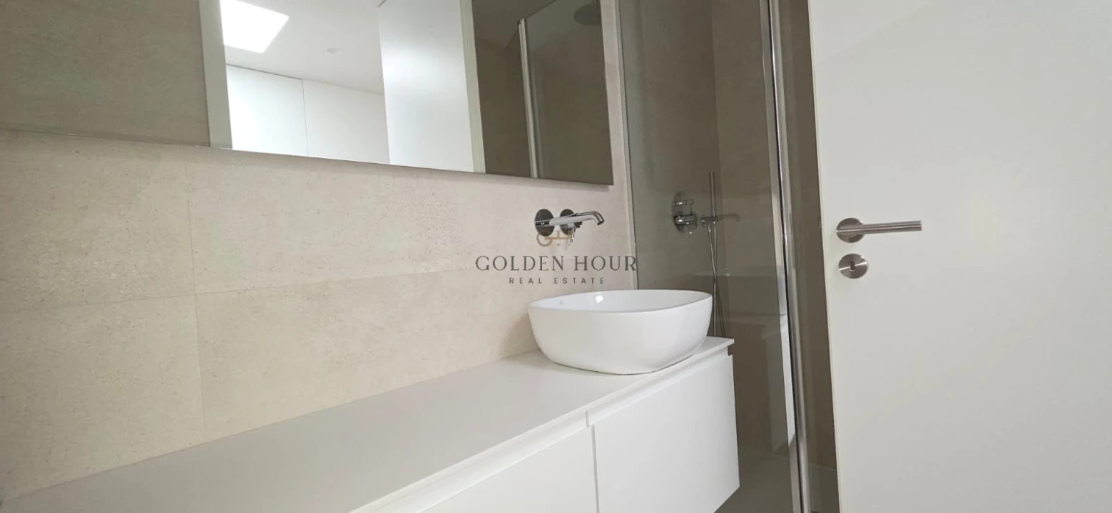 Apartamento T4 para Venda em Santa Marinha e São Pedro da Afurada Foto 12