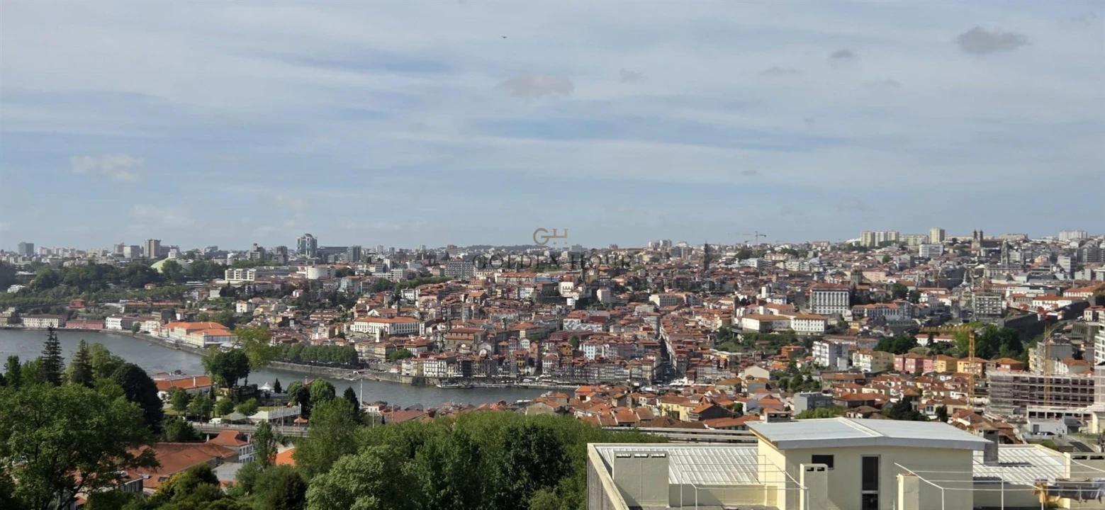 Apartamento T4 para Venda em Santa Marinha e São Pedro da Afurada Foto 47